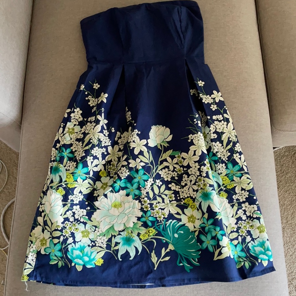 Strapless floral Dress